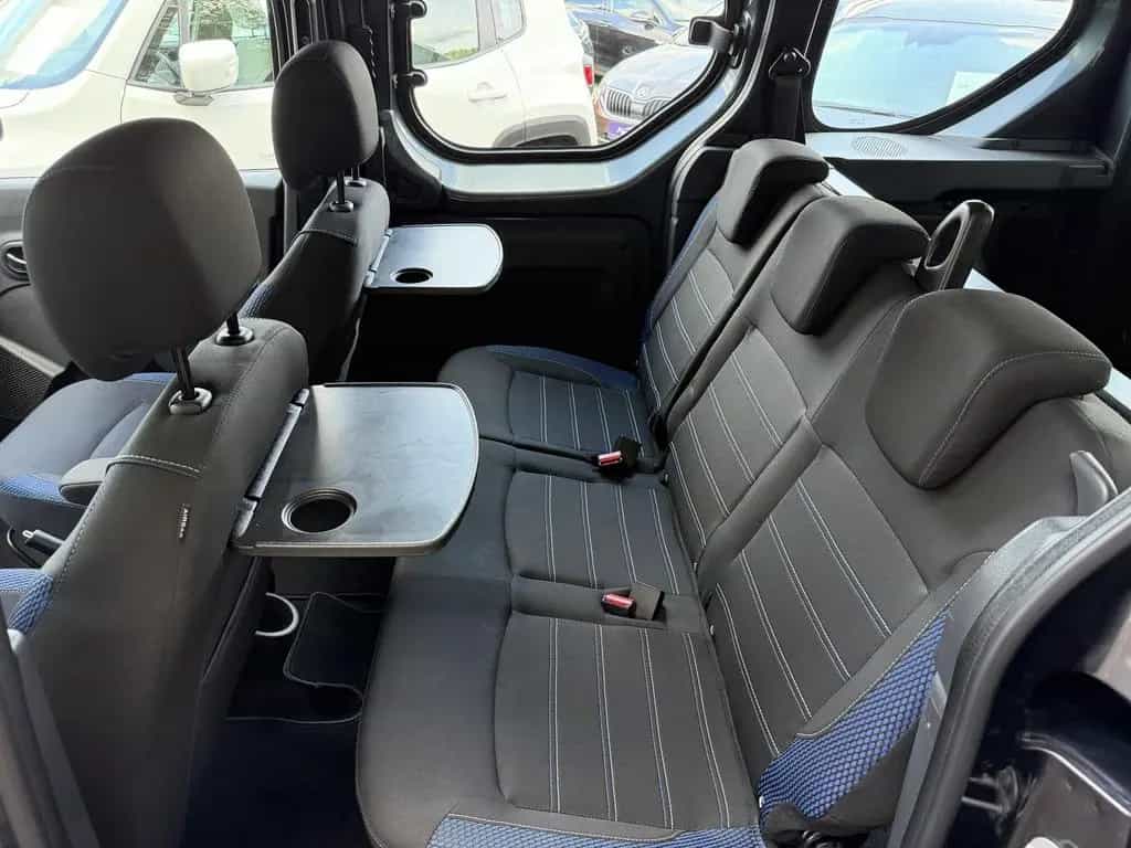 Dacia Dokker Stepway Pro *Navi*Rückfahr Cam*Sitzhzg* 06/2021-photo-7