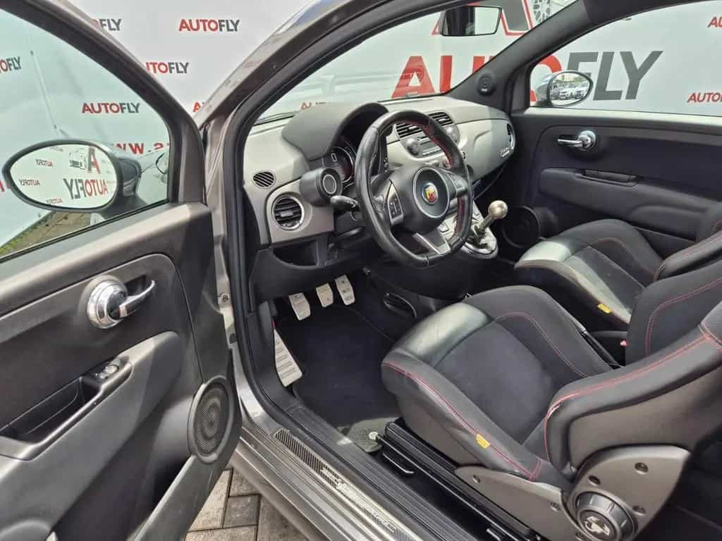 Abarth 500 595 Competizione by TAG Heuer 03/2016-photo-10