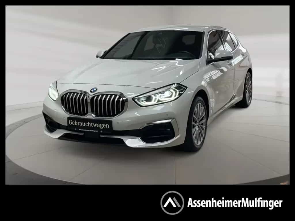 BMW 118 i Luxury Line Fahrassist+AHK+Wide+LED+Navi 01/2022-photo-0