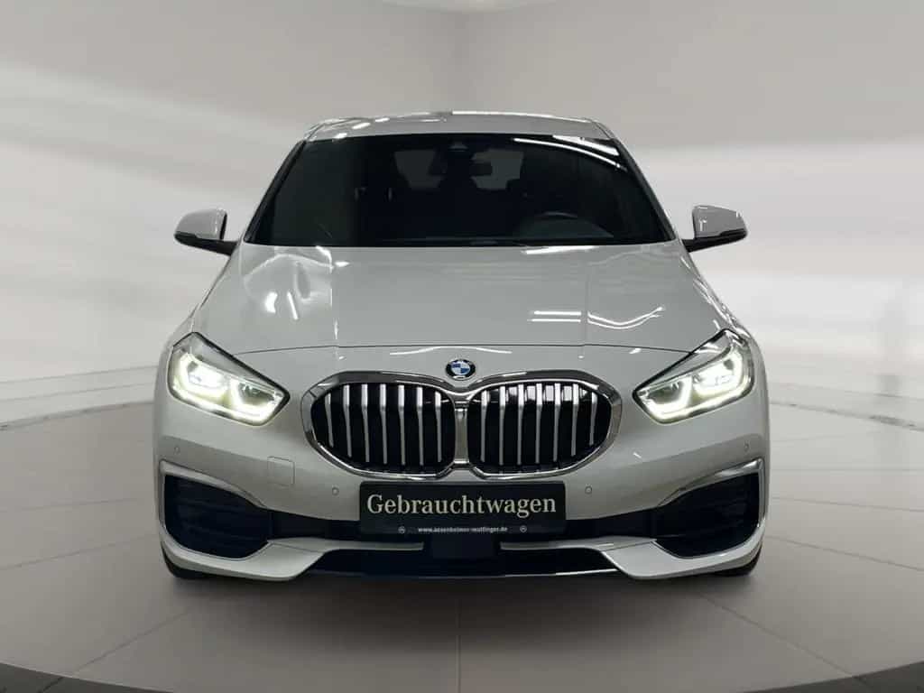 BMW 118 i Luxury Line Fahrassist+AHK+Wide+LED+Navi 01/2022-photo-5