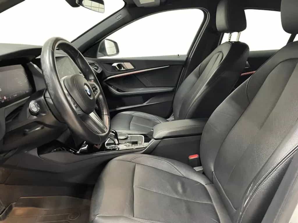 BMW 118 i Luxury Line Fahrassist+AHK+Wide+LED+Navi 01/2022-photo-8