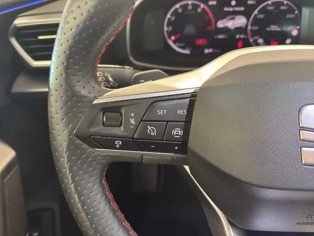 Seat Leon SP 1.5 TSI DSG FR *NEUES Modell* AHK NAVI K 10/2020-photo-17