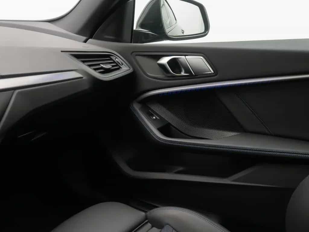 BMW 218 Gran Coupé 218i Gran Coupé MSport DAB Lenkradheizung 18Zoll 12/2022-photo-32