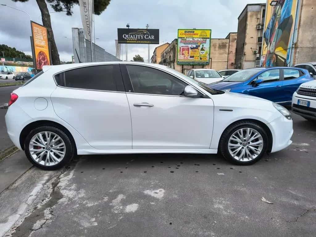 Alfa Romeo Giulietta ALFA ROMEO GIULIETTA 1.6 DIESEL ANNO 2017 05/2017-photo-4