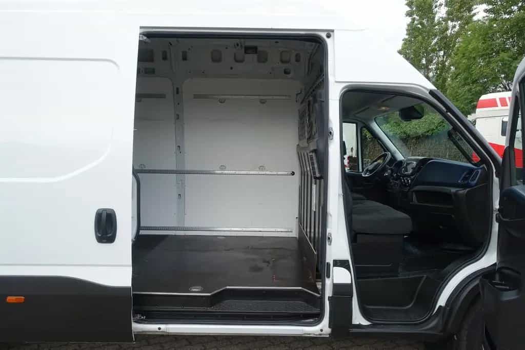 Iveco Other Daily 35180 MAXI H+L Kasten*Luftfed*AHK*Nav*Klim 12/2020-photo-18