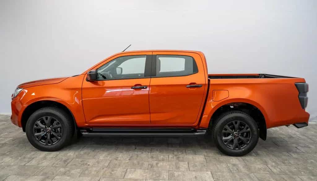 Isuzu D-Max 4x4 LSE °ASSISTENZ°LEDER°RFK°LED°AHK° 08/2024-photo-6