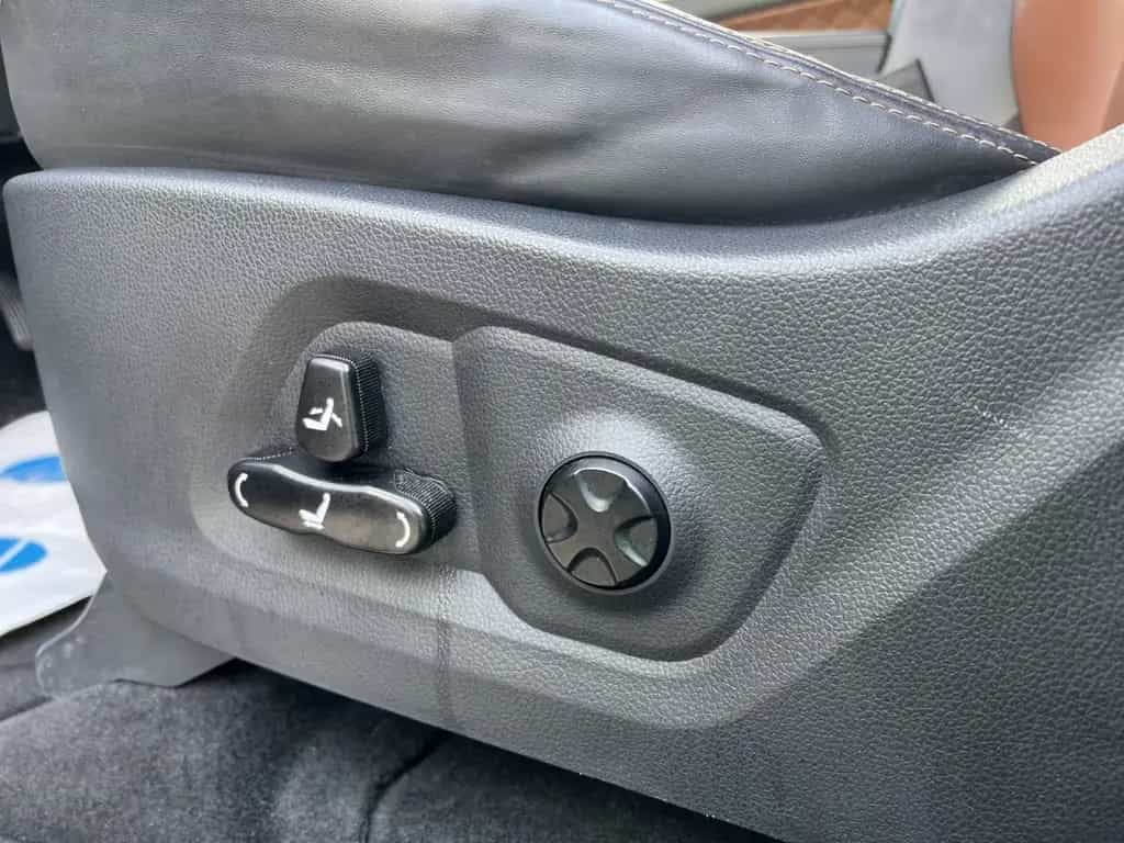 Ssangyong REXTON *Leder*Automatik*RFK*LED*Navi* 06/2019-photo-12
