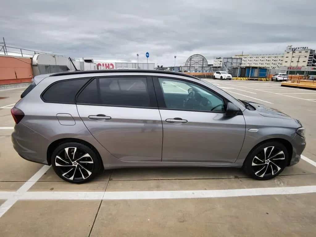 Fiat Tipo 1.6 Mjt S&S SW S-Design 04/2018-photo-4