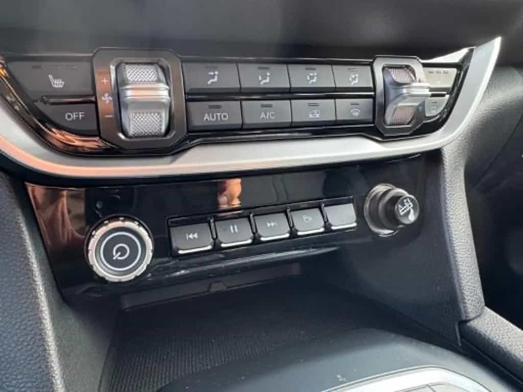 Foton 3 2.0 l 119kW 8 AT 4x4 + 360° Kamera null-photo-19