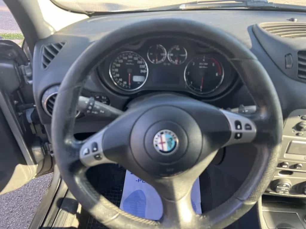 Alfa Romeo 147 1.9 JTD 120 CV 88 KW 08/2008-photo-11
