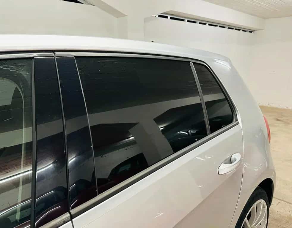 Volkswagen Golf 7 1.2 TSI Trendline BMT BT*Navi*SHZ*TÜV neu 07/2015-photo-4