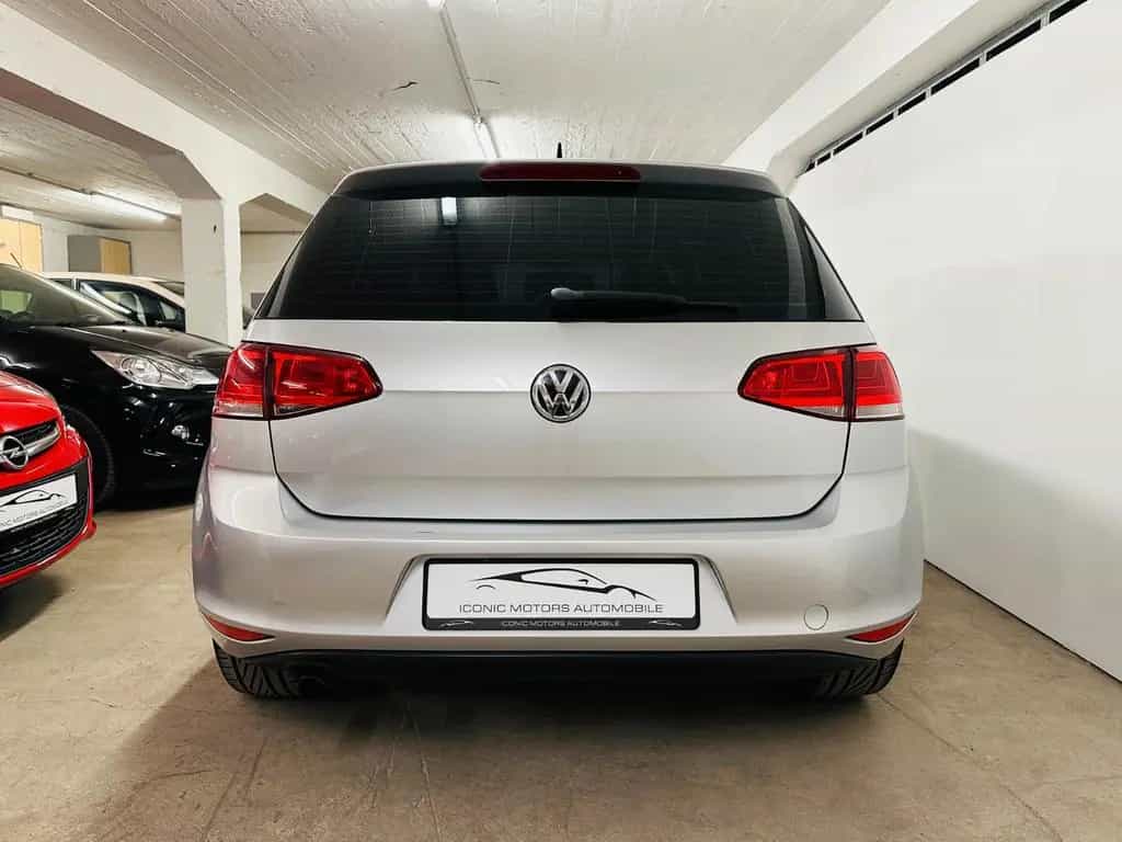Volkswagen Golf 7 1.2 TSI Trendline BMT BT*Navi*SHZ*TÜV neu 07/2015-photo-5