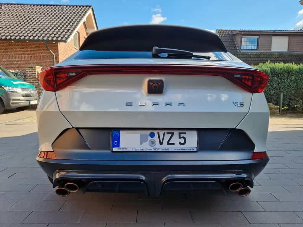 Cupra Formentor VZ5 Taiga Grey, Garantie bis '27, 8fach bereift 06/2023-photo-3