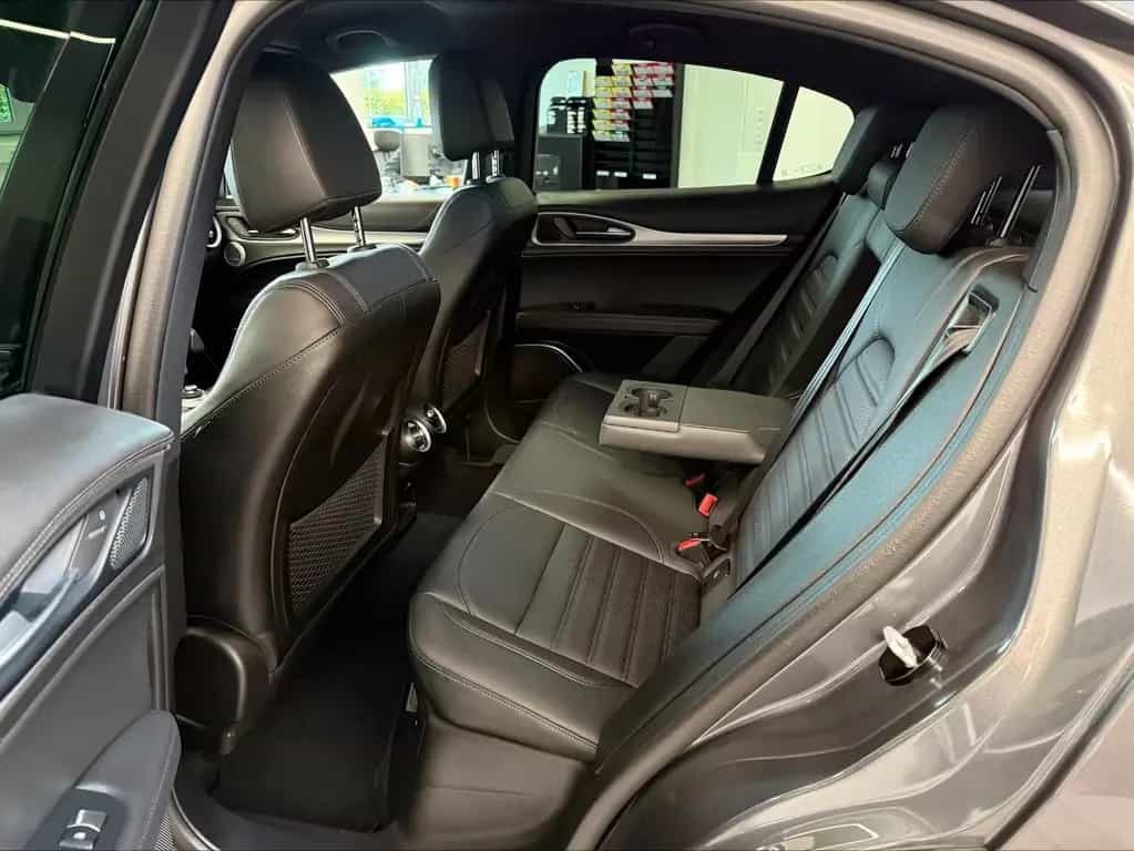 Alfa Romeo Stelvio Veloce Q4*LEDER*BI-XENON*SCHECKHEFT*AHK* 07/2022-photo-12