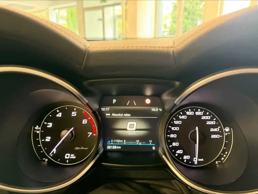 Alfa Romeo Stelvio Veloce Q4*LEDER*BI-XENON*SCHECKHEFT*AHK* 07/2022-photo-18