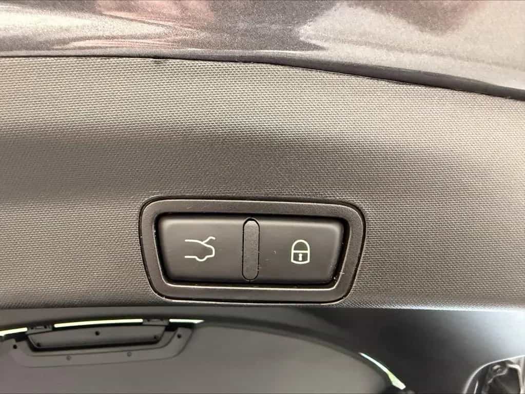Alfa Romeo Stelvio Veloce Q4*LEDER*BI-XENON*SCHECKHEFT*AHK* 07/2022-photo-25