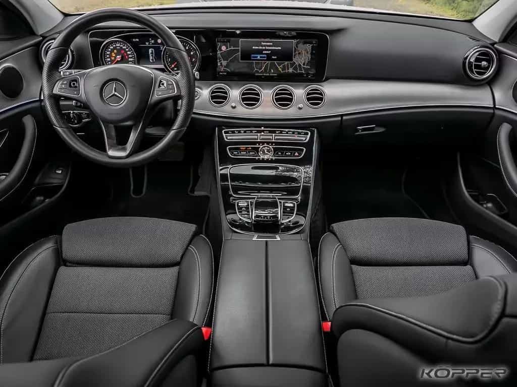 Mercedes-Benz E 250 Avantgarde Automatik Navi Schiebed. Kamera 10/2017-photo-6