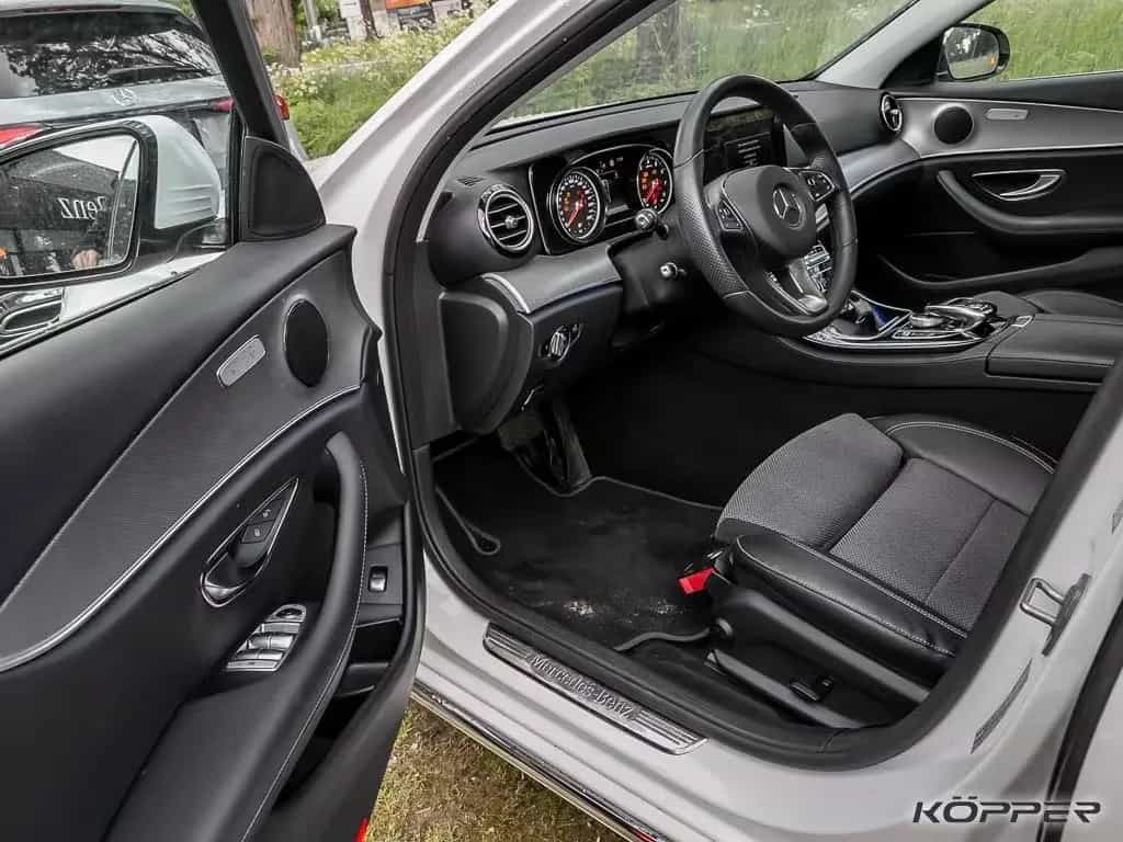 Mercedes-Benz E 250 Avantgarde Automatik Navi Schiebed. Kamera 10/2017-photo-8