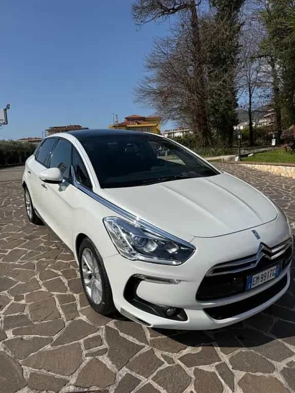 DS Automobiles DS5 Ds DS5 5 1.6 e-HDi 110 full full optional 03/2012-photo-1
