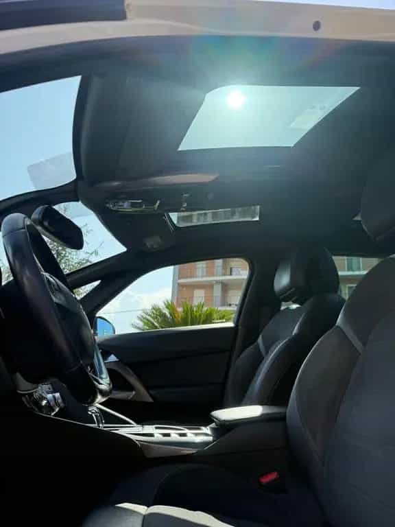 DS Automobiles DS5 Ds DS5 5 1.6 e-HDi 110 full full optional 03/2012-photo-12