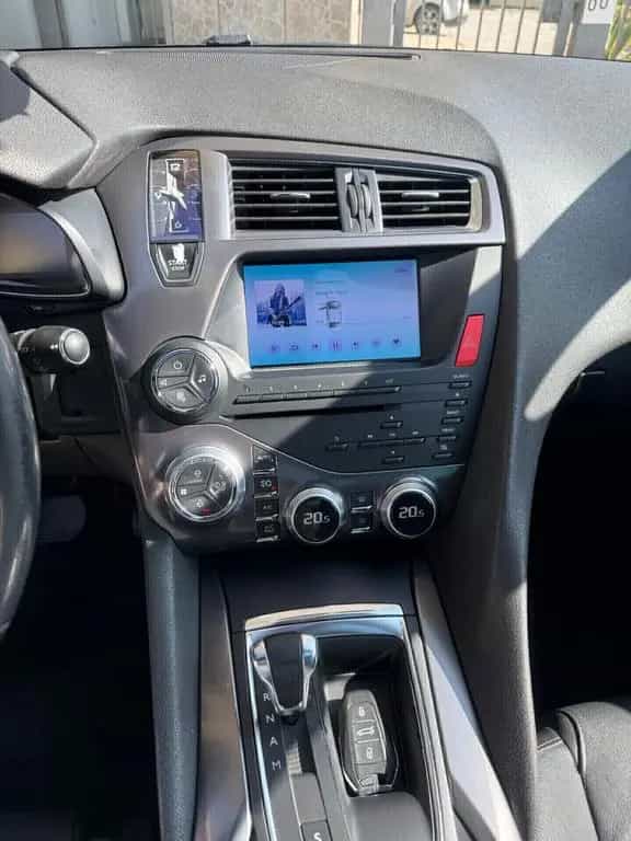DS Automobiles DS5 Ds DS5 5 1.6 e-HDi 110 full full optional 03/2012-photo-14