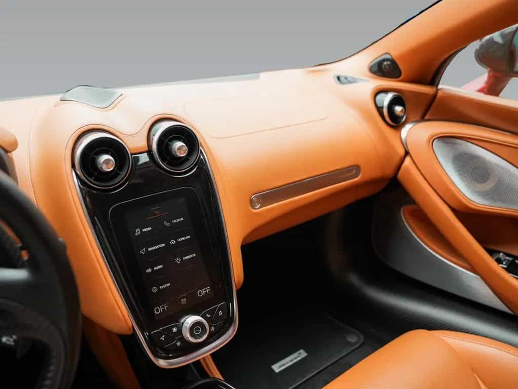 McLaren GT | MSO Carbon Pack | Bowers&Wilkins 10/2019-photo-26