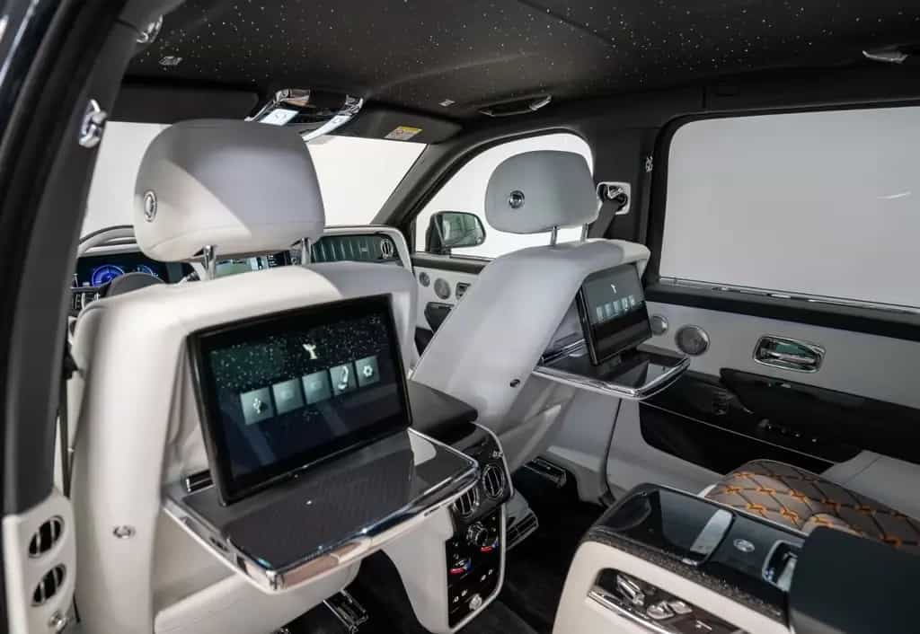 Rolls-Royce Cullinan II Black Badge 2026°Bespoke°Shoot. Star null-photo-17