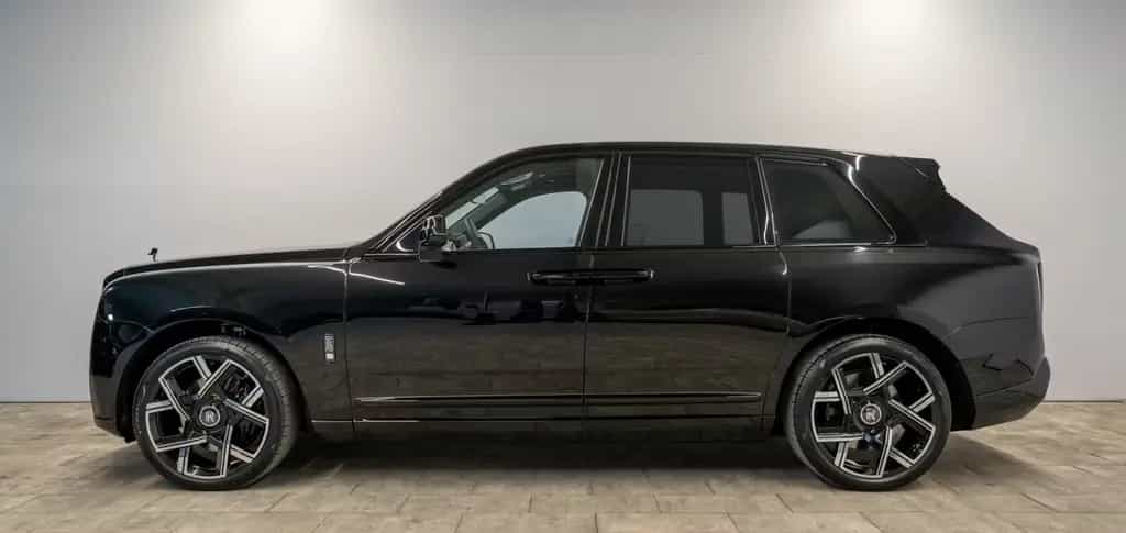 Rolls-Royce Cullinan II Black Badge 2026°Bespoke°Shoot. Star null-photo-5