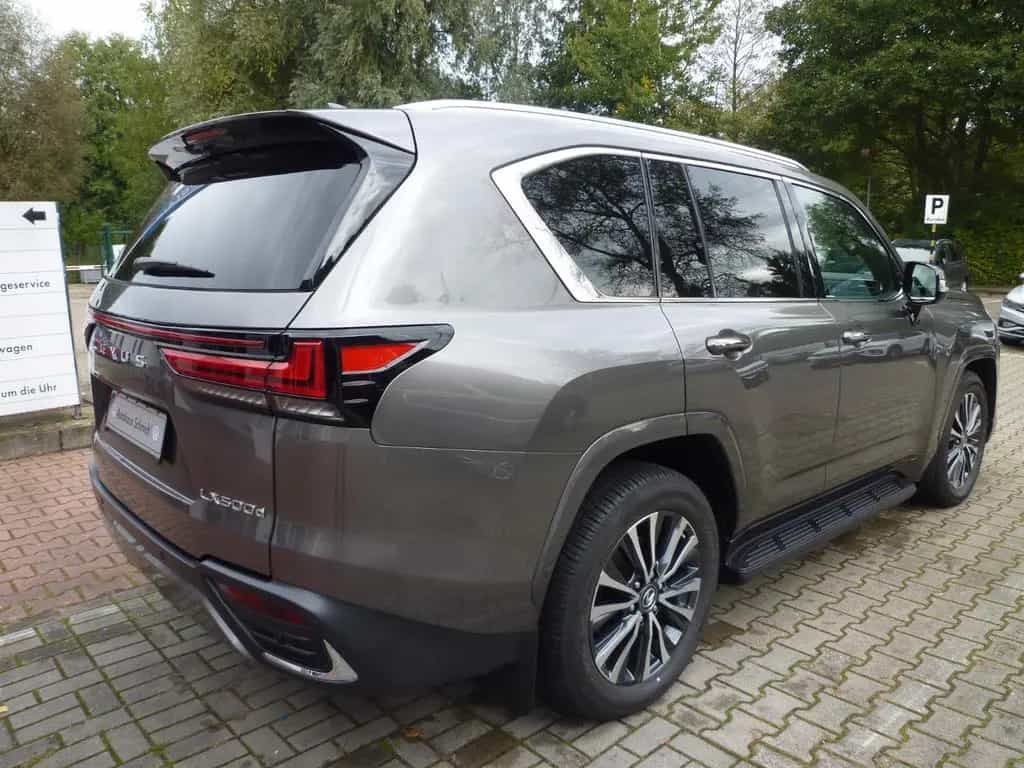 Lexus LX 500 d SOFORT+FULL OPTION+STOCK BERLIN 06/2023-photo-4