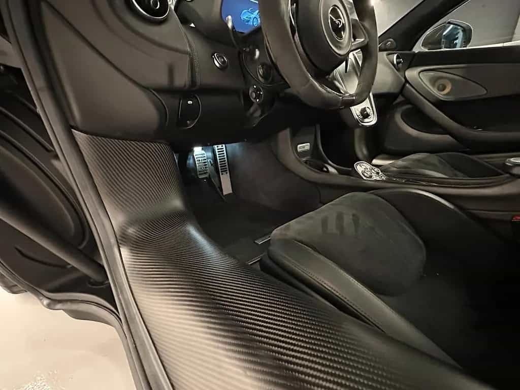 McLaren 570GT 01/2018-photo-23