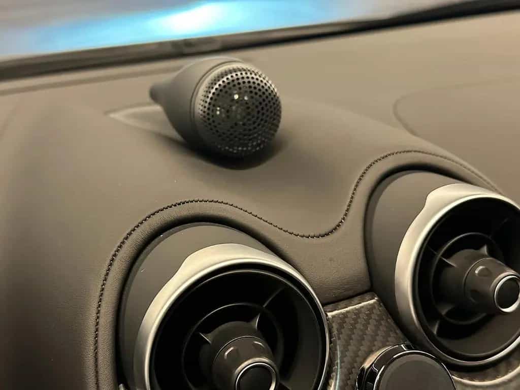 McLaren 570GT 01/2018-photo-25