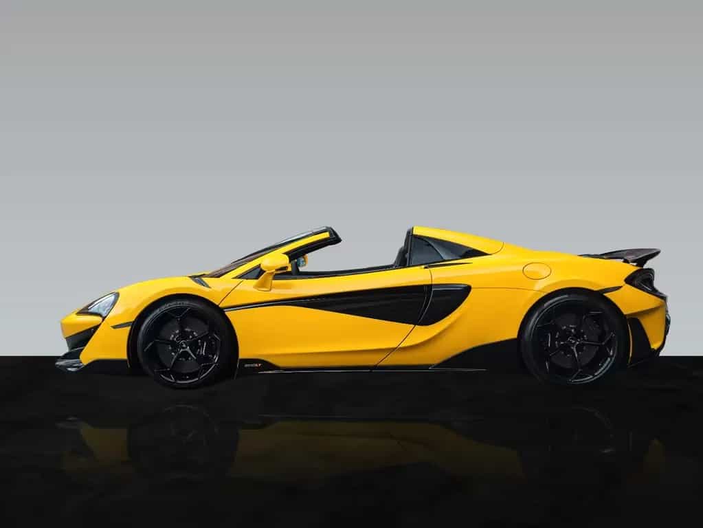 McLaren 600LT Spider | MSO Black Pack | Volcano Yellow 06/2020-photo-2
