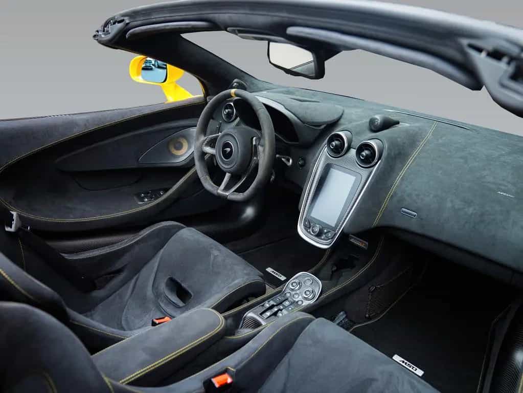 McLaren 600LT Spider | MSO Black Pack | Volcano Yellow 06/2020-photo-24