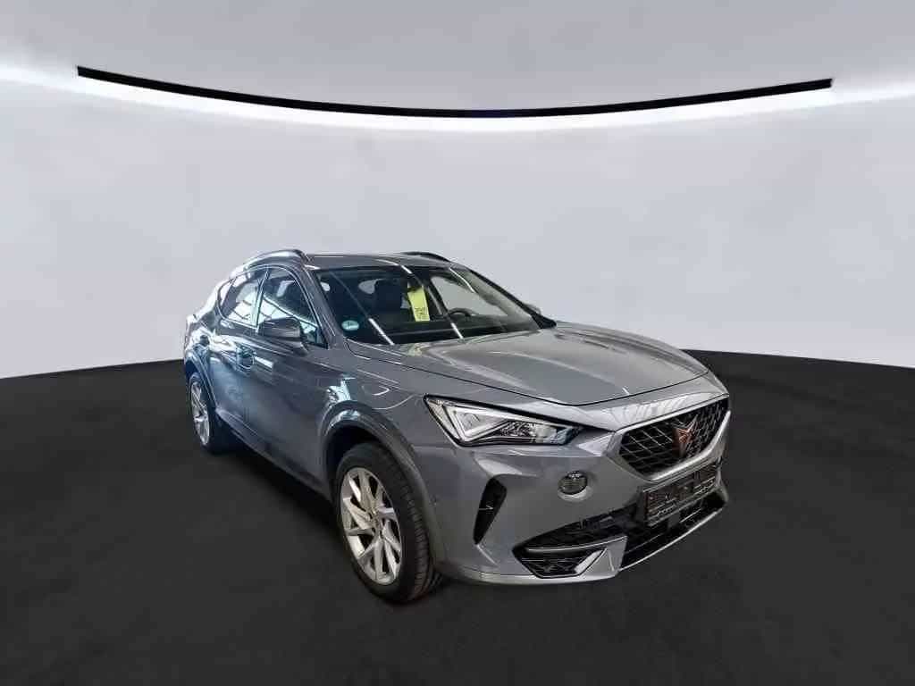 Cupra Formentor Aut.*R-Kam*Navi*StzHz*Sonderlack* 10/2022-photo-2