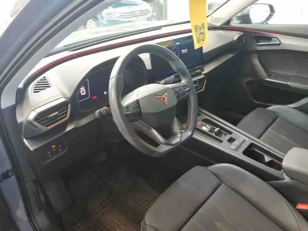 Cupra Formentor Aut.*R-Kam*Navi*StzHz*Sonderlack* 10/2022-photo-5