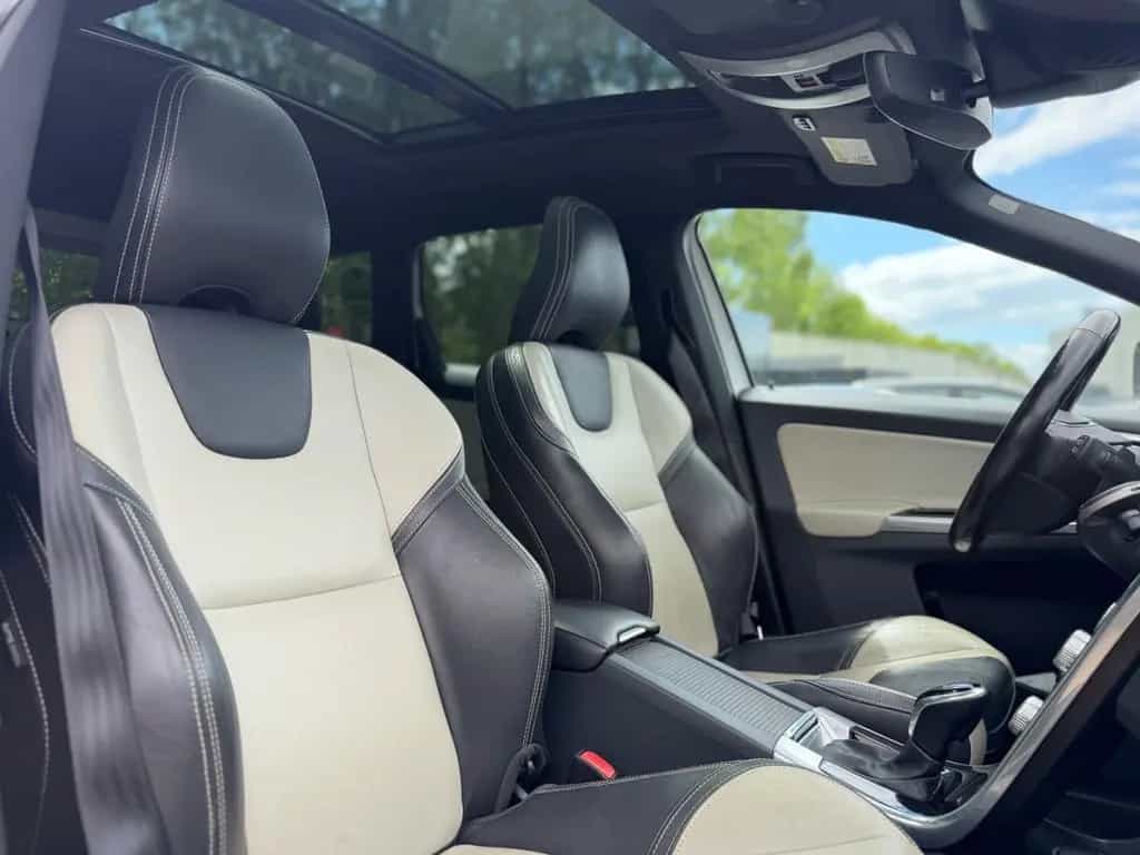 Volvo XC60 T5 AWD Summum*PANO*LEDER*LED*KAMERA*AHK*PDC 07/2016-photo-16
