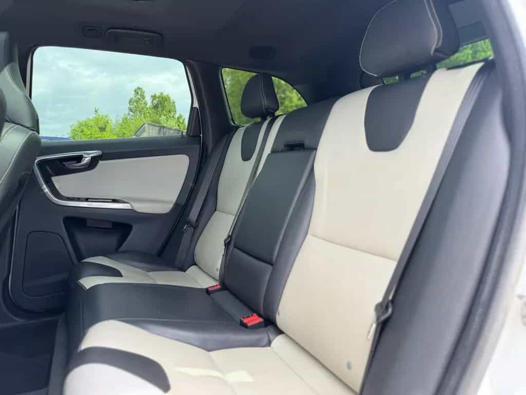 Volvo XC60 T5 AWD Summum*PANO*LEDER*LED*KAMERA*AHK*PDC 07/2016-photo-28