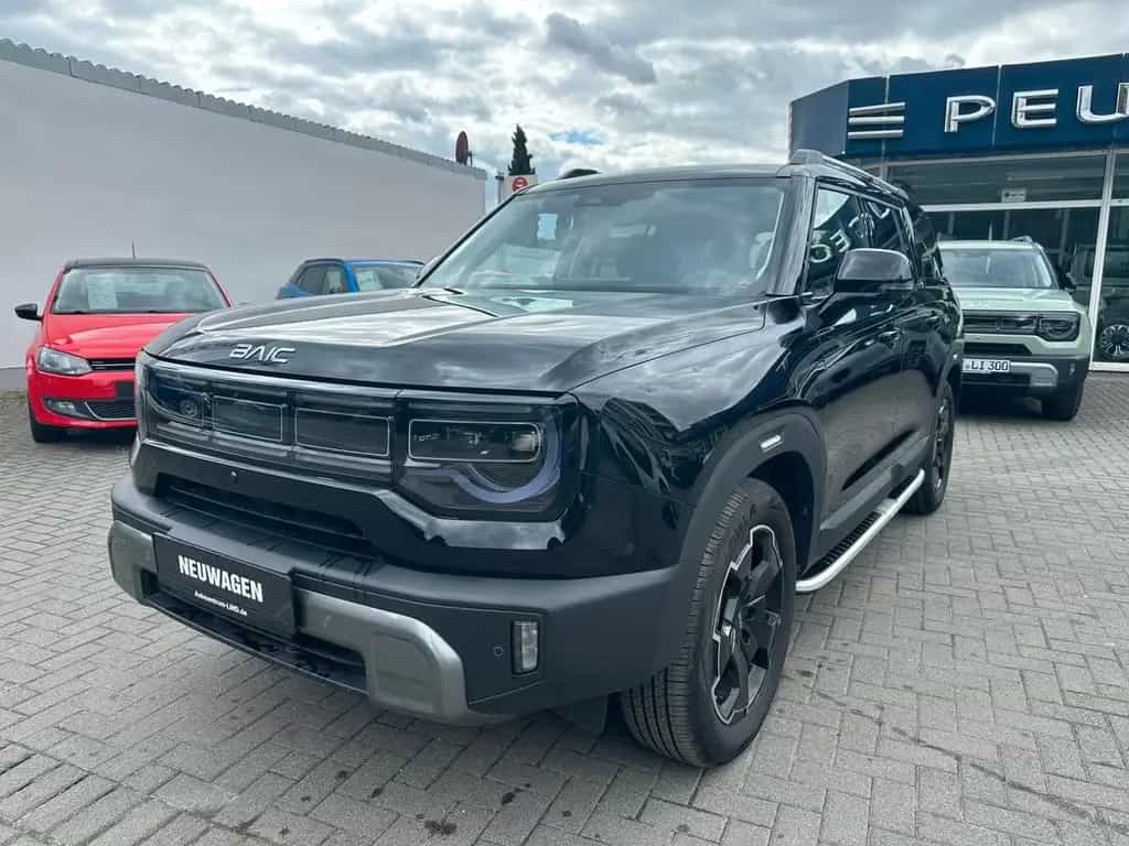 BAIC BJ30 4WD HEV AUTOM/PANO/LED/360°/KA null-photo-0