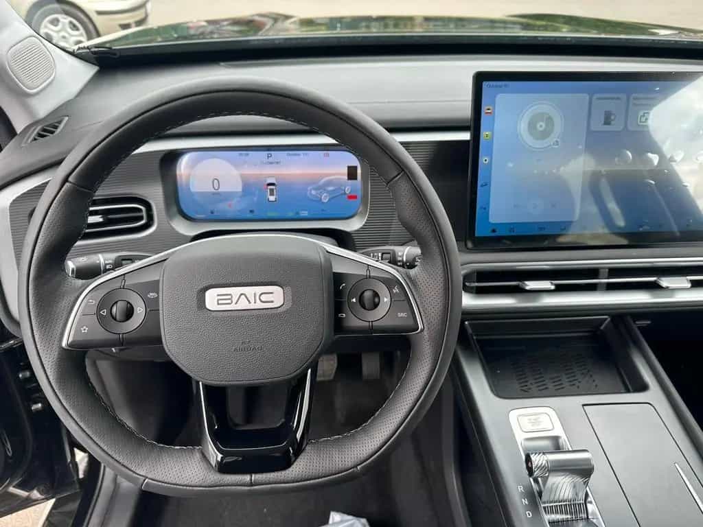 BAIC BJ30 4WD HEV AUTOM/PANO/LED/360°/KA null-photo-11