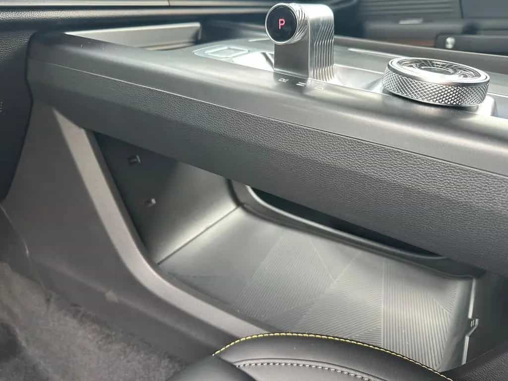 BAIC BJ30 4WD HEV AUTOM/PANO/LED/360°/KA null-photo-17