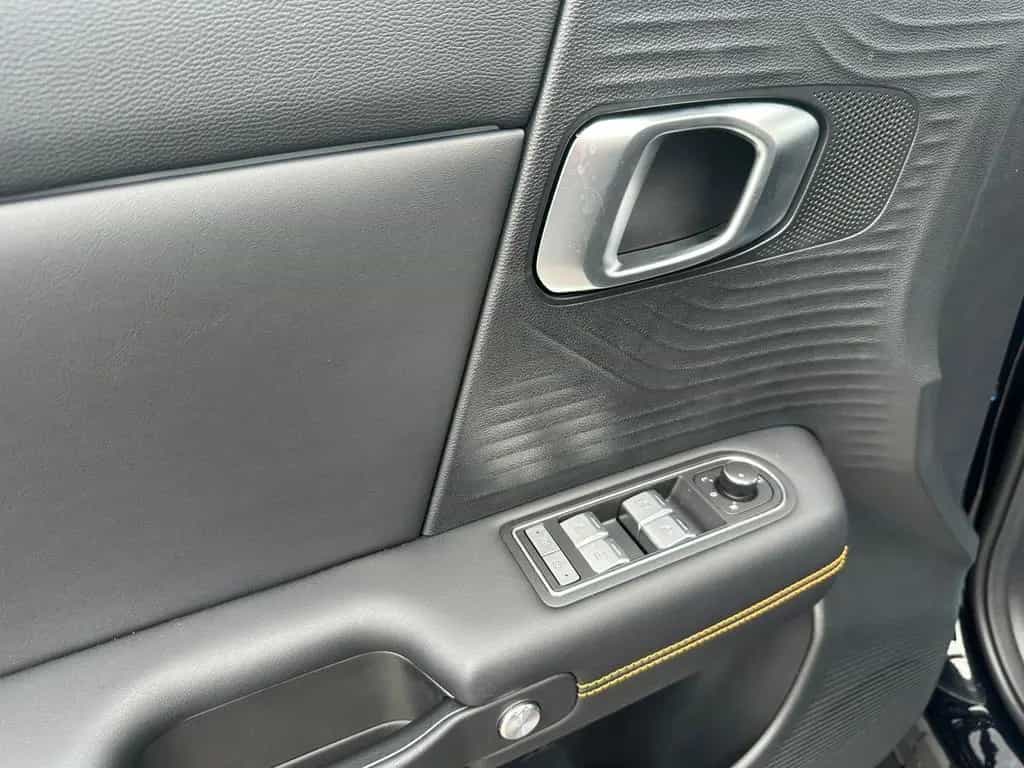 BAIC BJ30 4WD HEV AUTOM/PANO/LED/360°/KA null-photo-8