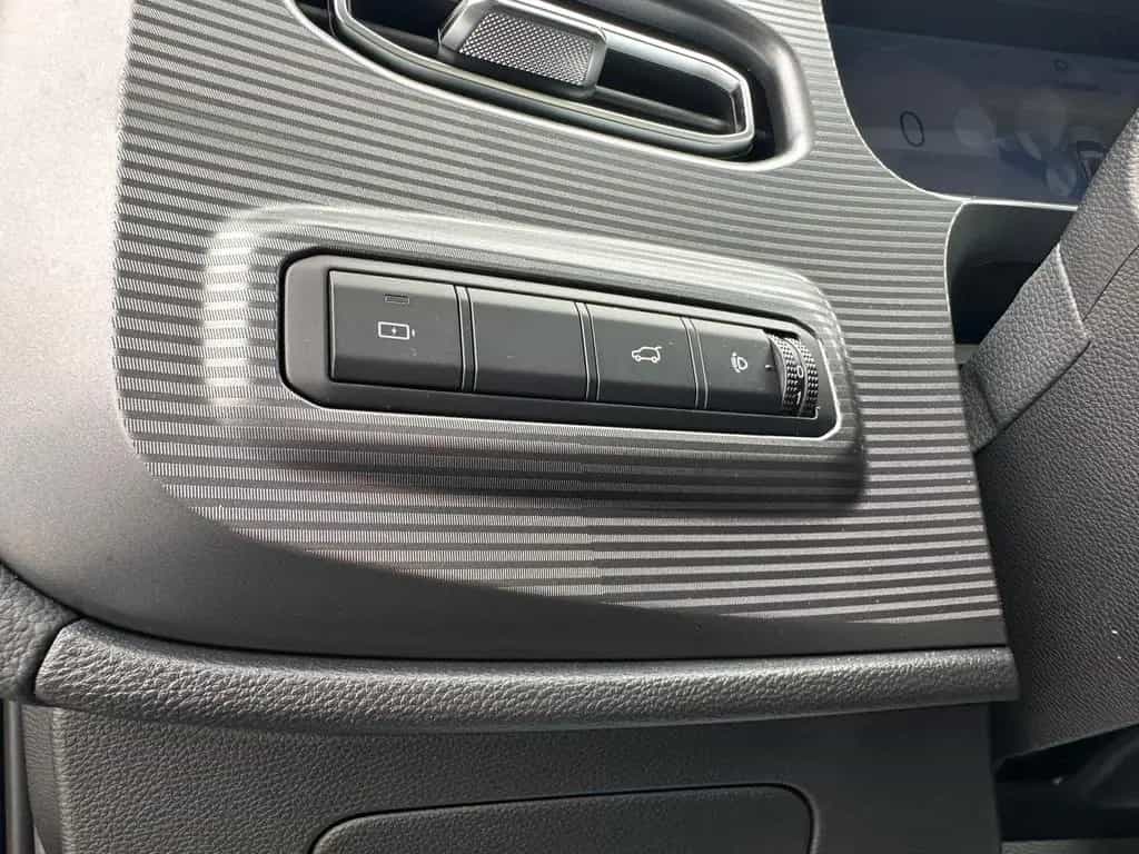 BAIC BJ30 4WD HEV AUTOM/PANO/LED/360°/KA null-photo-15