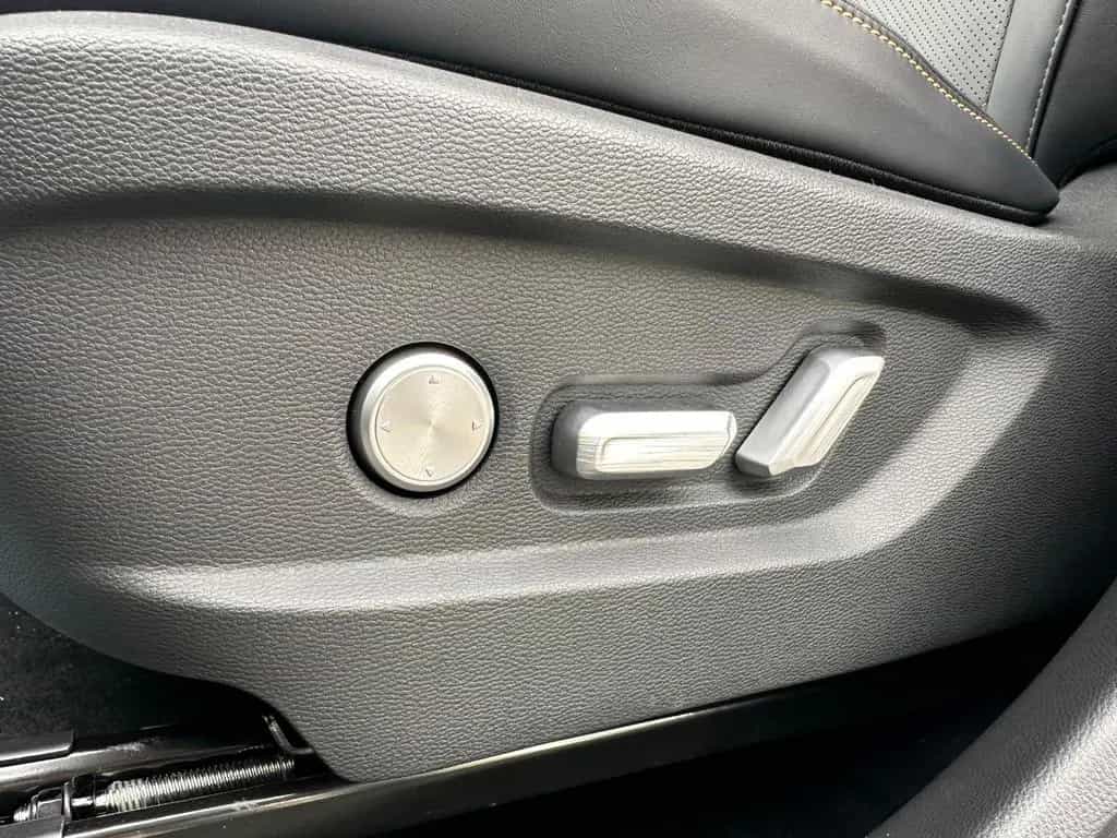 BAIC BJ30 4WD HEV AUTOM/PANO/LED/360°/KA null-photo-16