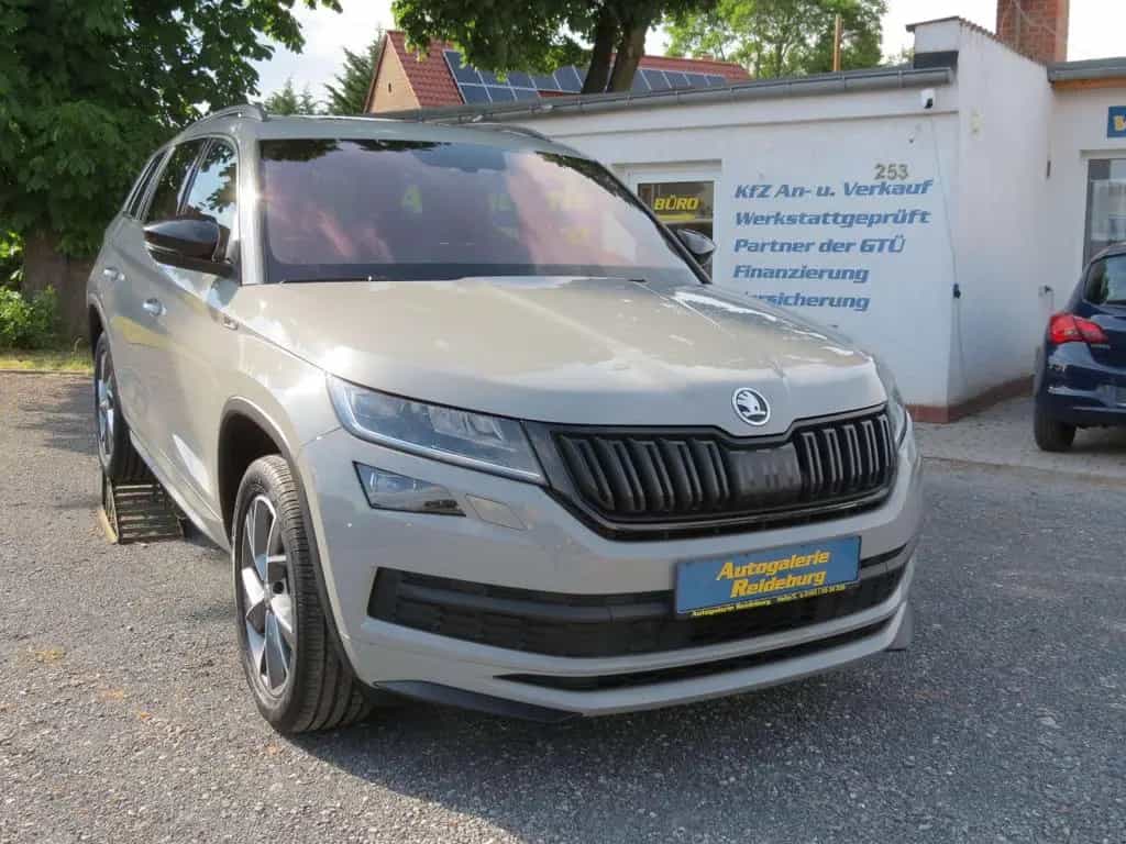 Skoda Kodiaq Sportline 4x4 Aut.   SR+WR  Voll   Erst 6 11/2019-photo-0
