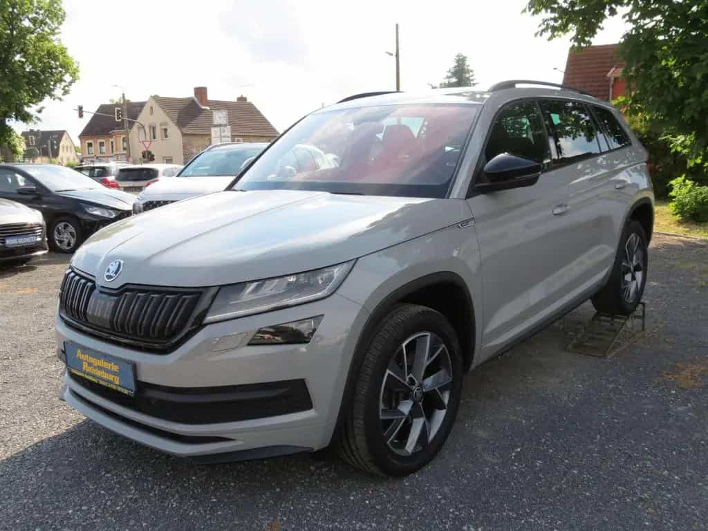 Skoda Kodiaq Sportline 4x4 Aut.   SR+WR  Voll   Erst 6 11/2019-photo-2