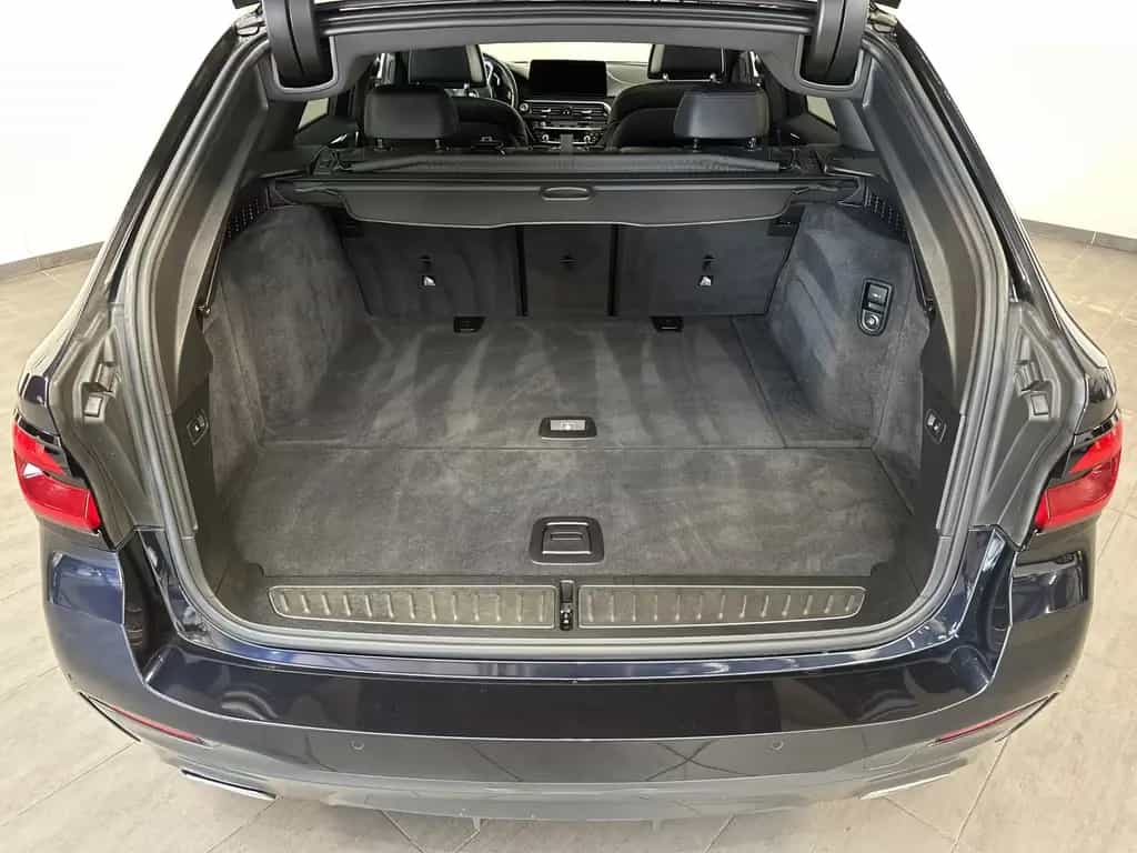 BMW 530 d Touring xDrive M-Sport NAV+LASER+AHK+PANORA 02/2022-photo-5
