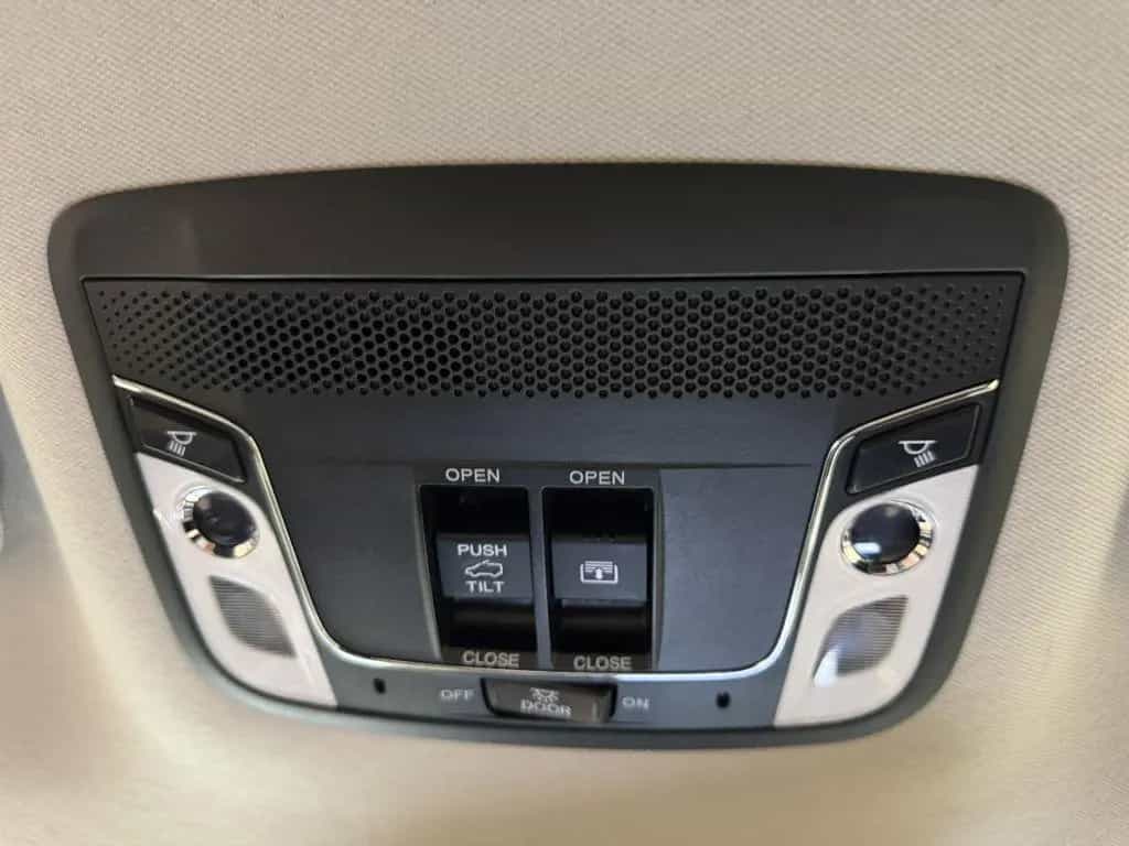 Honda HR-V 1.5 i-VTEC CVT Executive 12/2016-photo-15