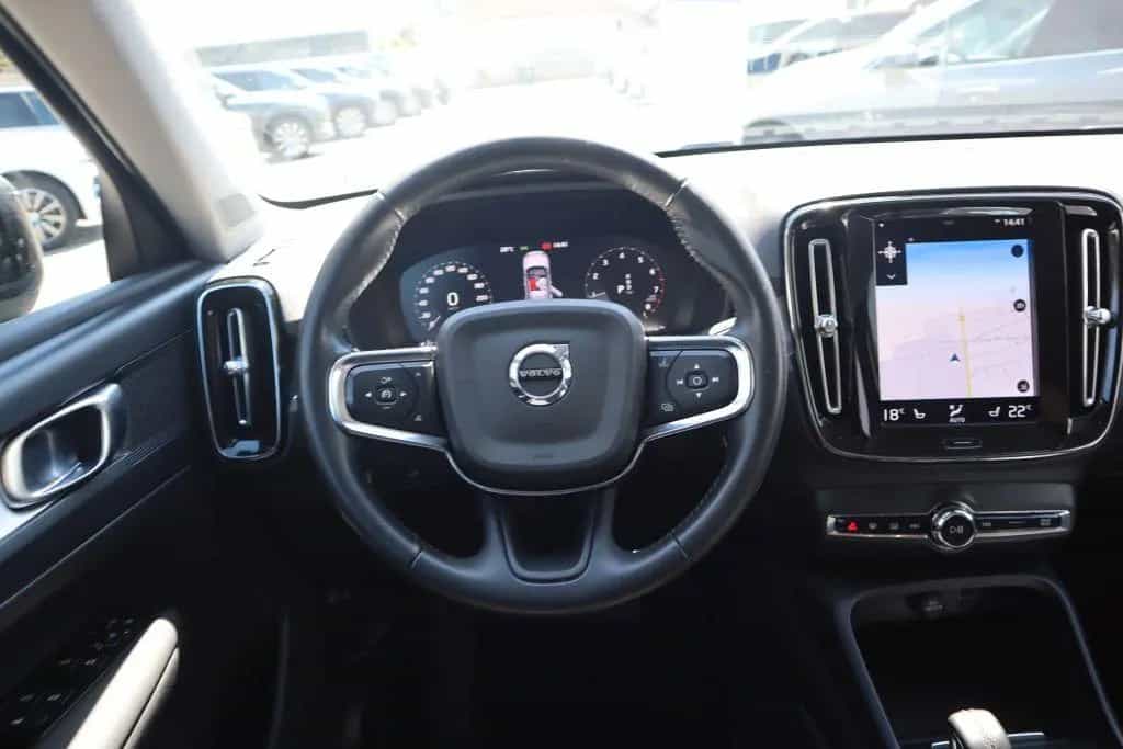 Volvo XC40 T3 Geartronic Momentum Pro|NAVI|R-CAM|PDC| 04/2021-photo-16