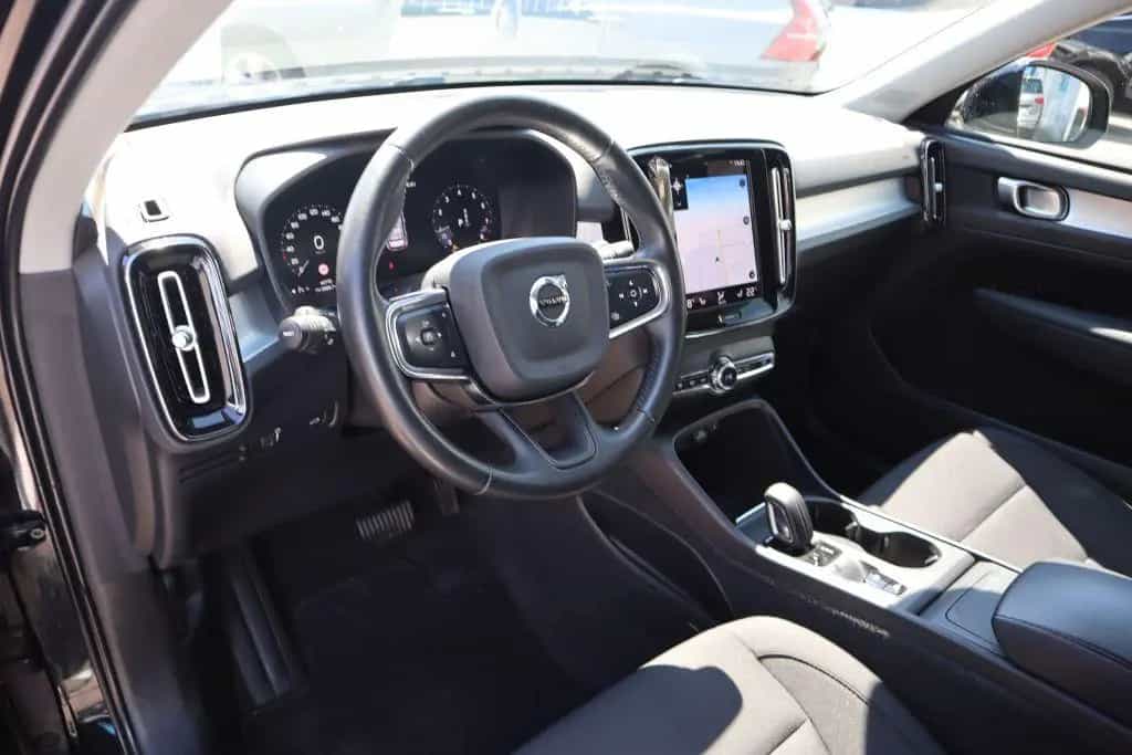 Volvo XC40 T3 Geartronic Momentum Pro|NAVI|R-CAM|PDC| 04/2021-photo-17