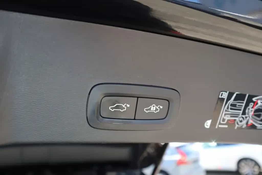 Volvo XC40 T3 Geartronic Momentum Pro|NAVI|R-CAM|PDC| 04/2021-photo-23
